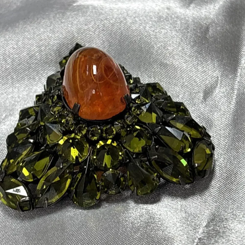 RARE SCHREINER NEW YORK Orange Cabochon Green Rhinestone Vintage Brooch 2.5”